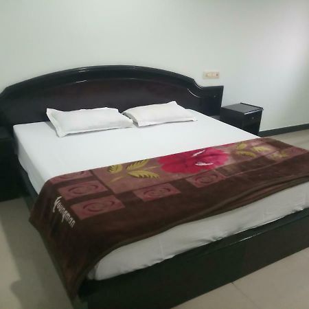 Haldwāni Hotel Vindhwashni מראה חיצוני תמונה
