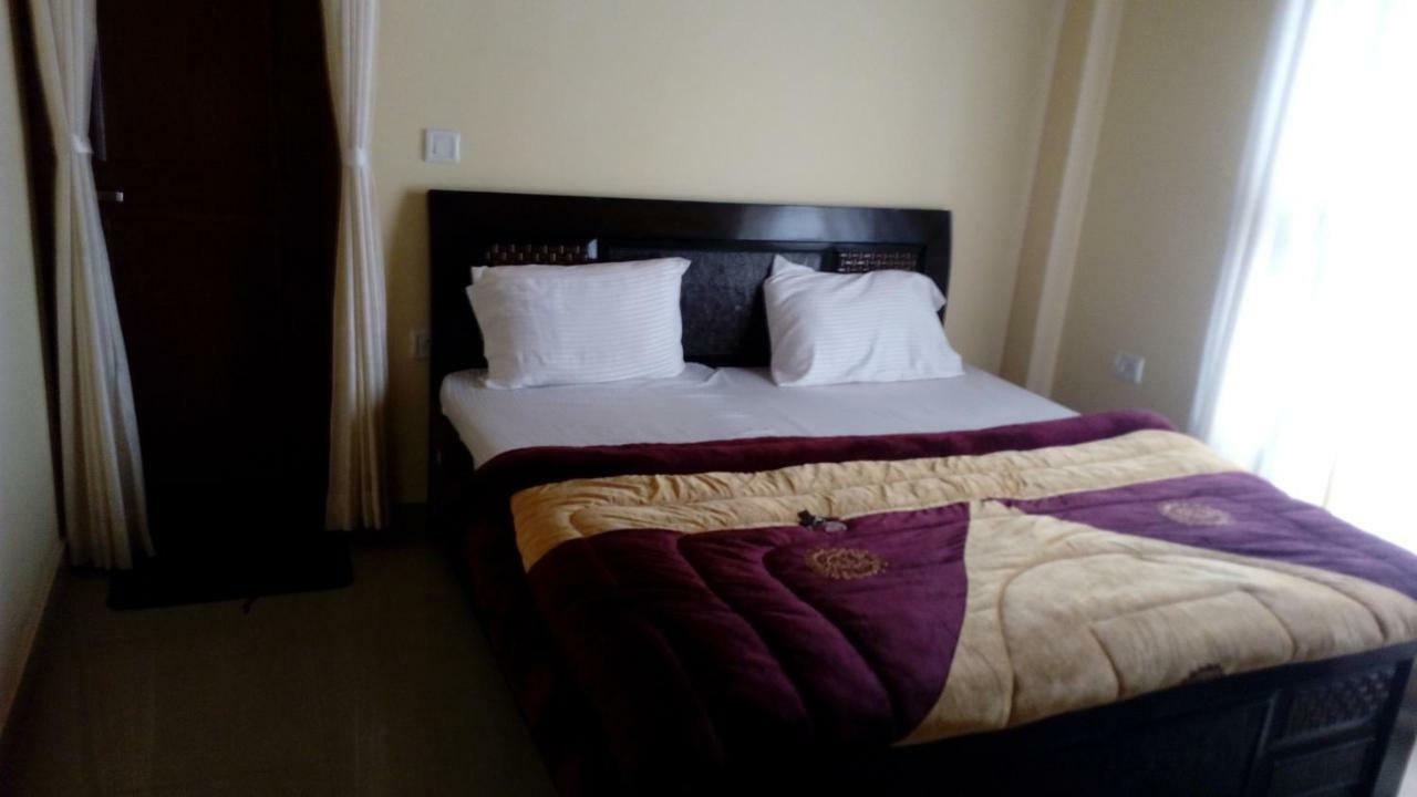 Haldwāni Hotel Vindhwashni מראה חיצוני תמונה