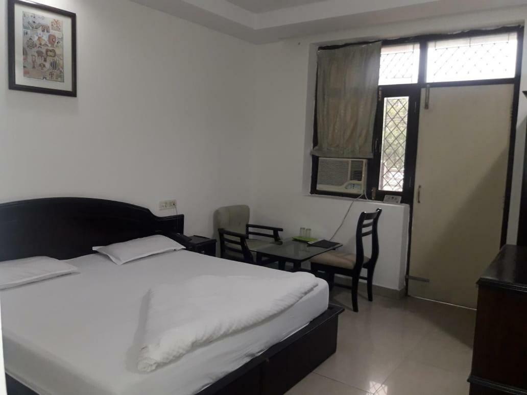 Haldwāni Hotel Vindhwashni מראה חיצוני תמונה