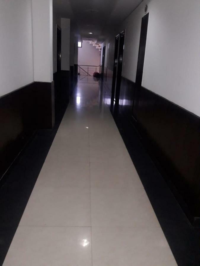 Haldwāni Hotel Vindhwashni מראה חיצוני תמונה